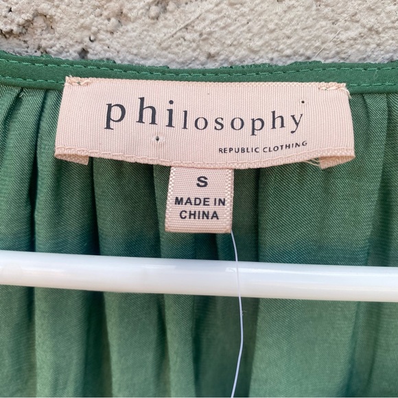 PHILOSOPHY Ruched Emerald Green V Neck Blouse - Picture 8 of 10